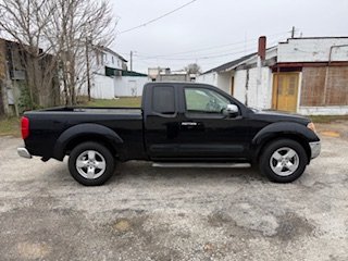 2005 Nissan Frontier LE