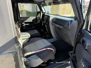 2010 Jeep Wrangler Sport - Photo 7
