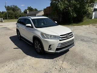 2019 Toyota Highlander XLE - Photo 14